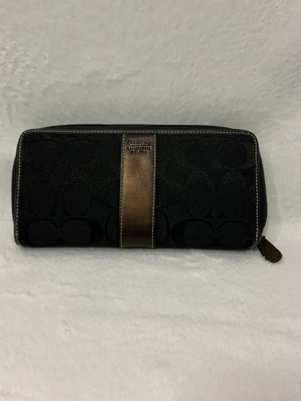 Vintage Coach Signature Canvas Leather Zip around Wallet Black